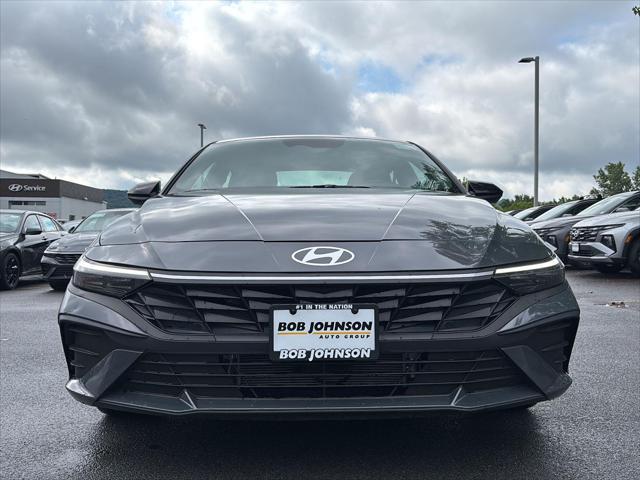 2025 Hyundai Elantra - $24,299