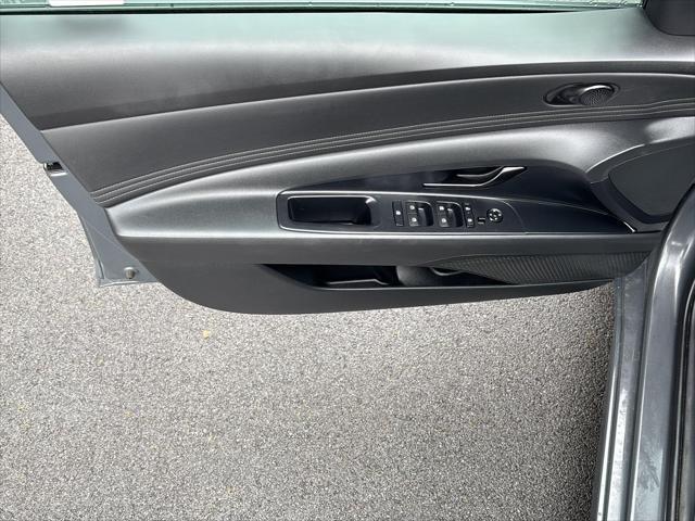 2025 Hyundai Elantra - $24,299