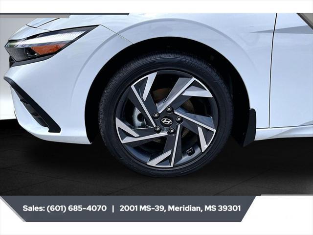 2025 Hyundai Elantra - $28,113
