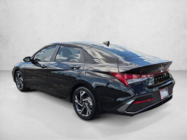 2025 Hyundai Elantra - $24,100