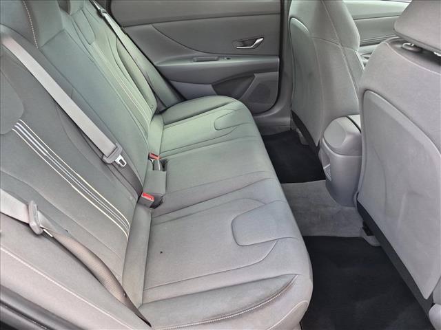 2025 Hyundai Elantra - $24,100