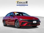 2025 ELANTRA Hybrid Thumbnail 1