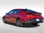 2025 ELANTRA Hybrid Thumbnail 6
