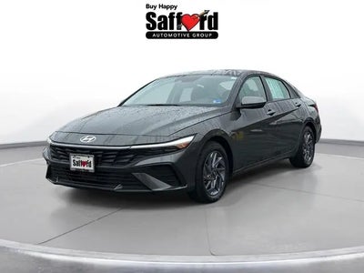 2025 Hyundai Elantra Hybrid 