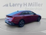 2025 ELANTRA Hybrid Thumbnail 5
