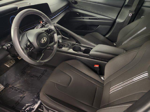 2025 Hyundai Elantra - $25,432