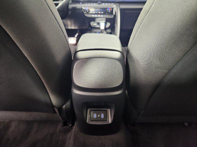 2025 Hyundai Elantra - $25,432