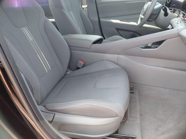 2026 Hyundai Elantra - $25,900