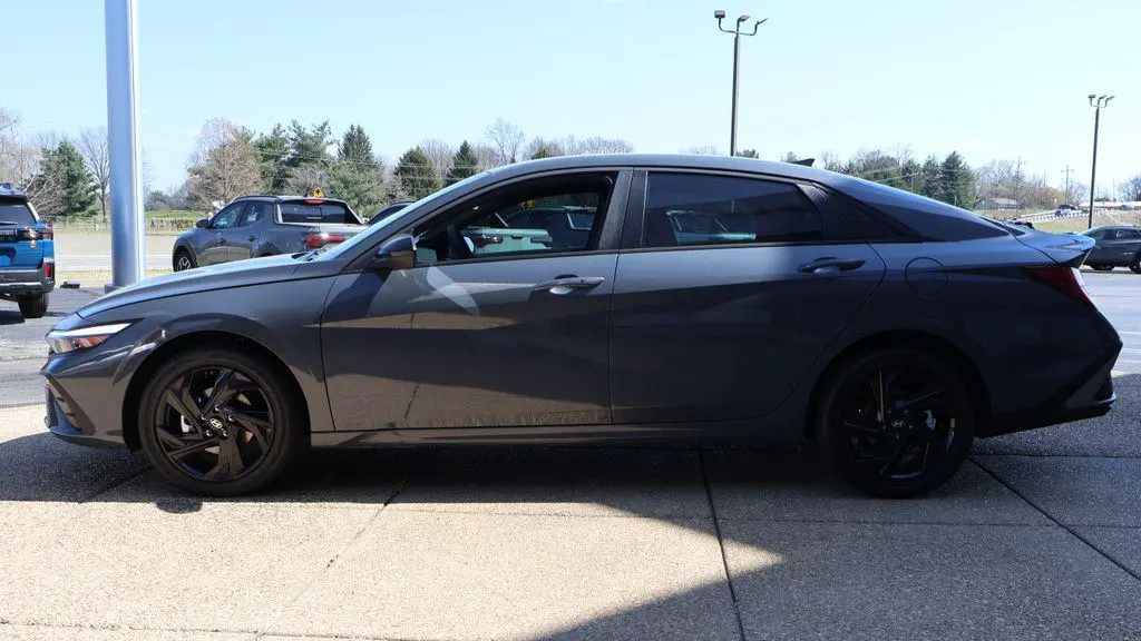 2026 Hyundai ELANTRA Hybrid SEL Sport