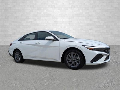 2024 Hyundai Elantra Hybrid Blue 4DR Sedan