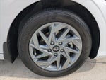 2024 ELANTRA Hybrid Thumbnail 9
