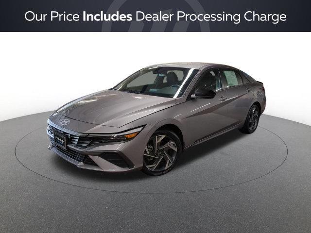 2025 Hyundai Elantra - $21,800