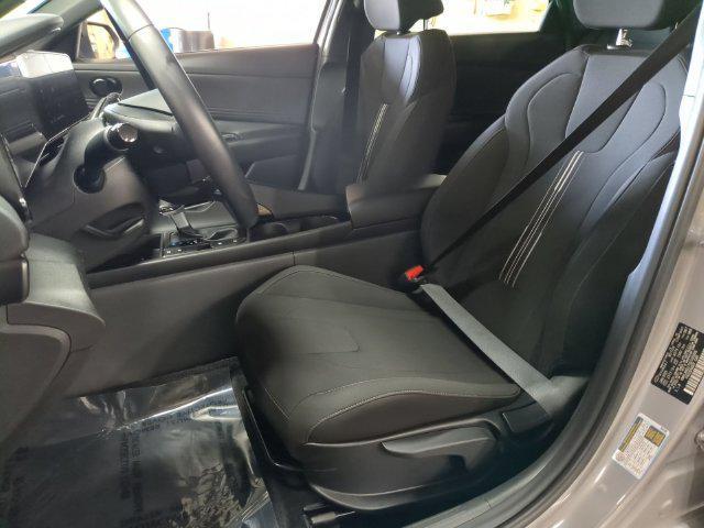 2025 Hyundai Elantra - $21,800