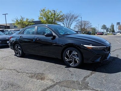 2025 Hyundai Elantra Hybrid SEL Sport 4DR Sedan