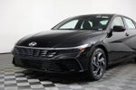 2025 ELANTRA Hybrid Thumbnail 26