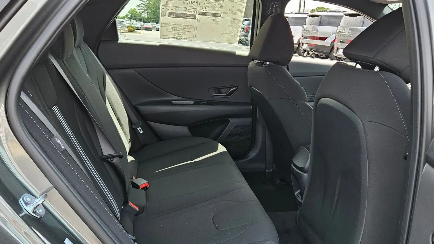 2025 Hyundai ELANTRA Hybrid SEL Sport