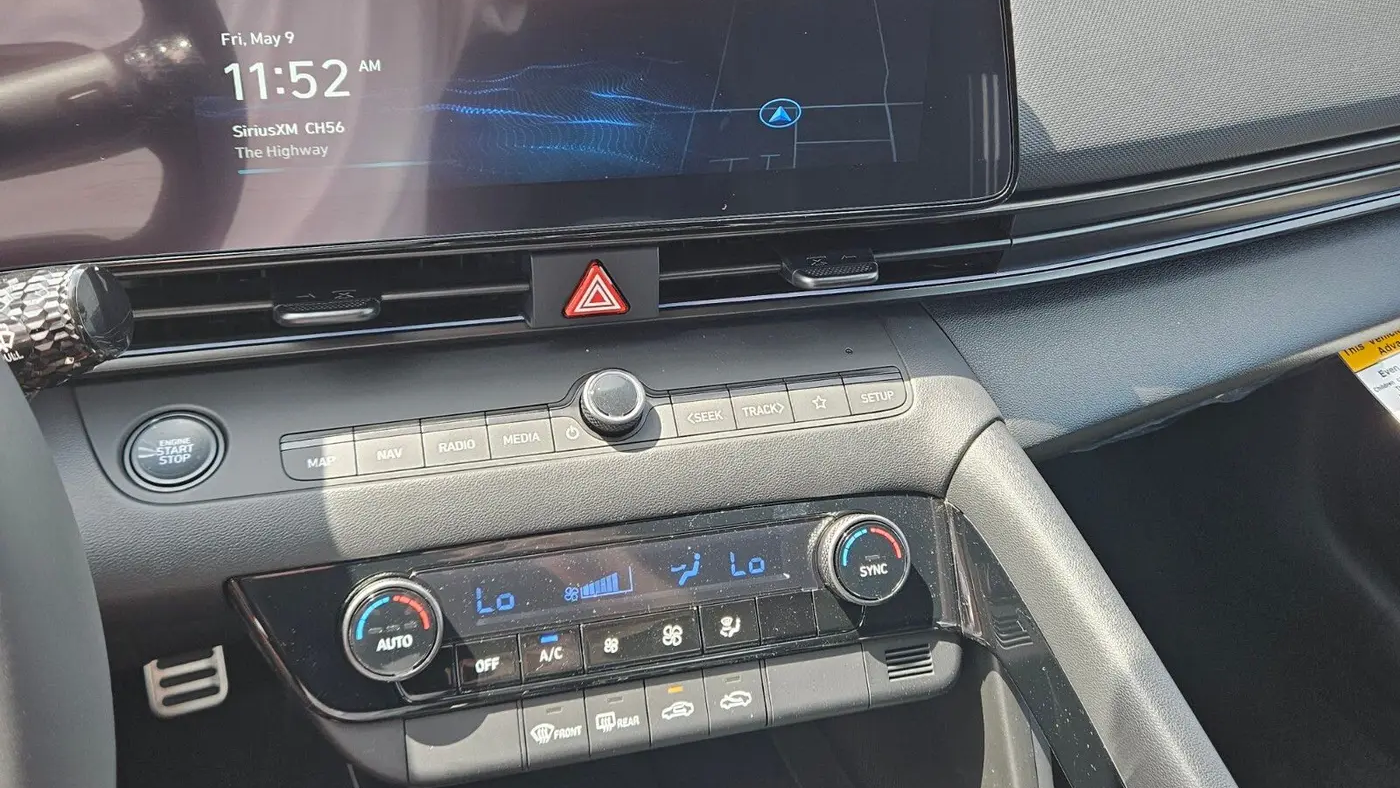 2025 Hyundai ELANTRA Hybrid SEL Sport