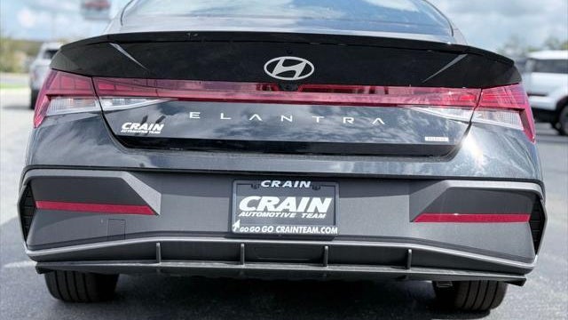 2025 Hyundai ELANTRA Hybrid SEL Sport