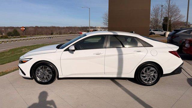 2025 Hyundai ELANTRA Hybrid Blue
