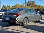 2026 ELANTRA Hybrid Thumbnail 26