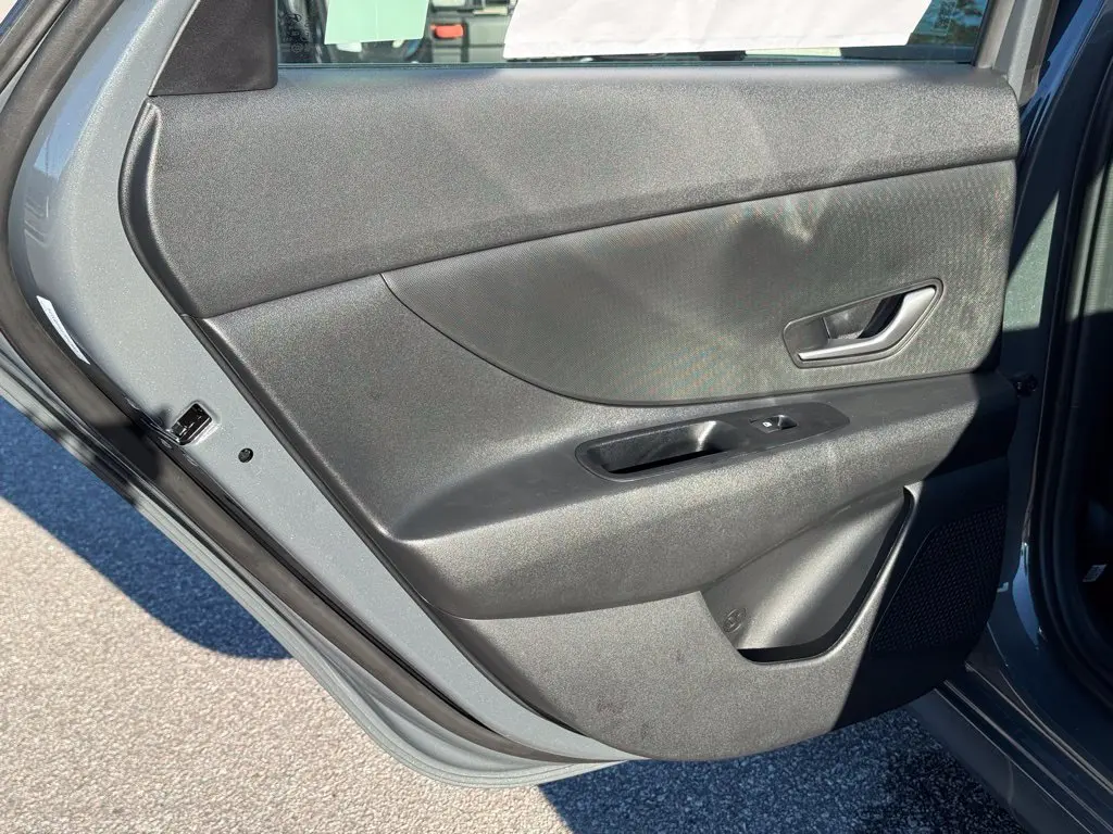 2026 Hyundai Elantra - $26,703