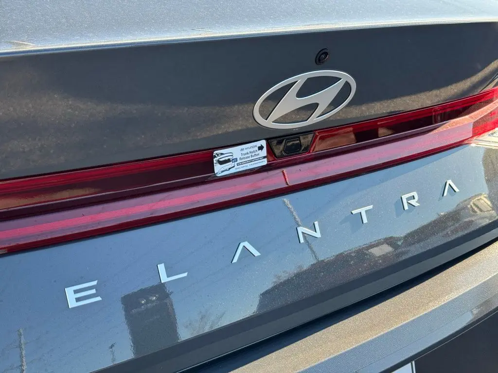 2026 Hyundai Elantra - $26,703