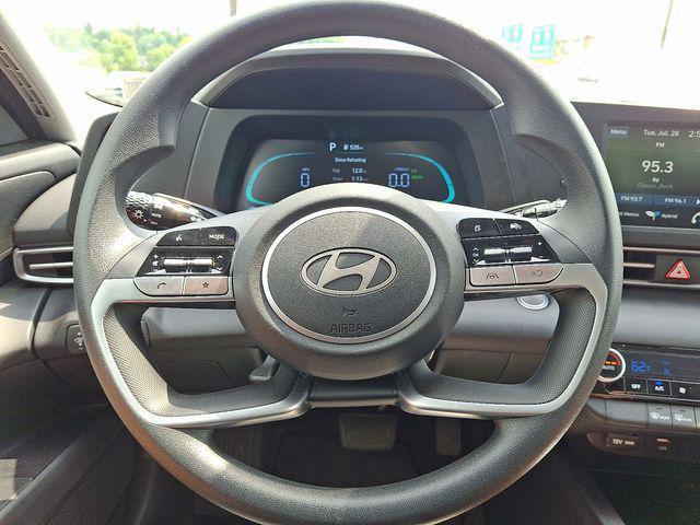 2026 Hyundai Elantra - $25,500