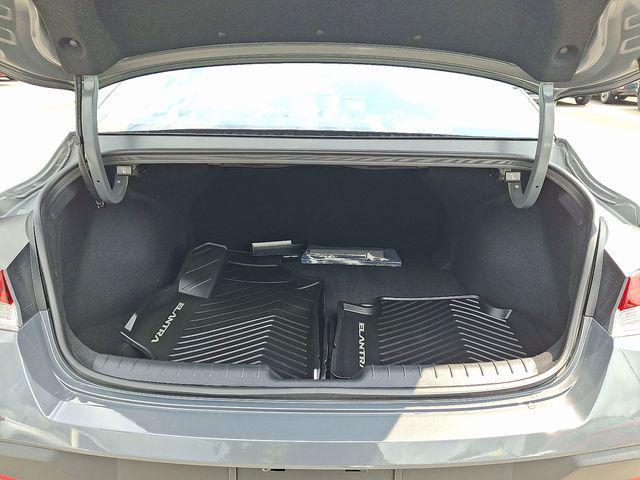 2026 Hyundai Elantra - $25,500