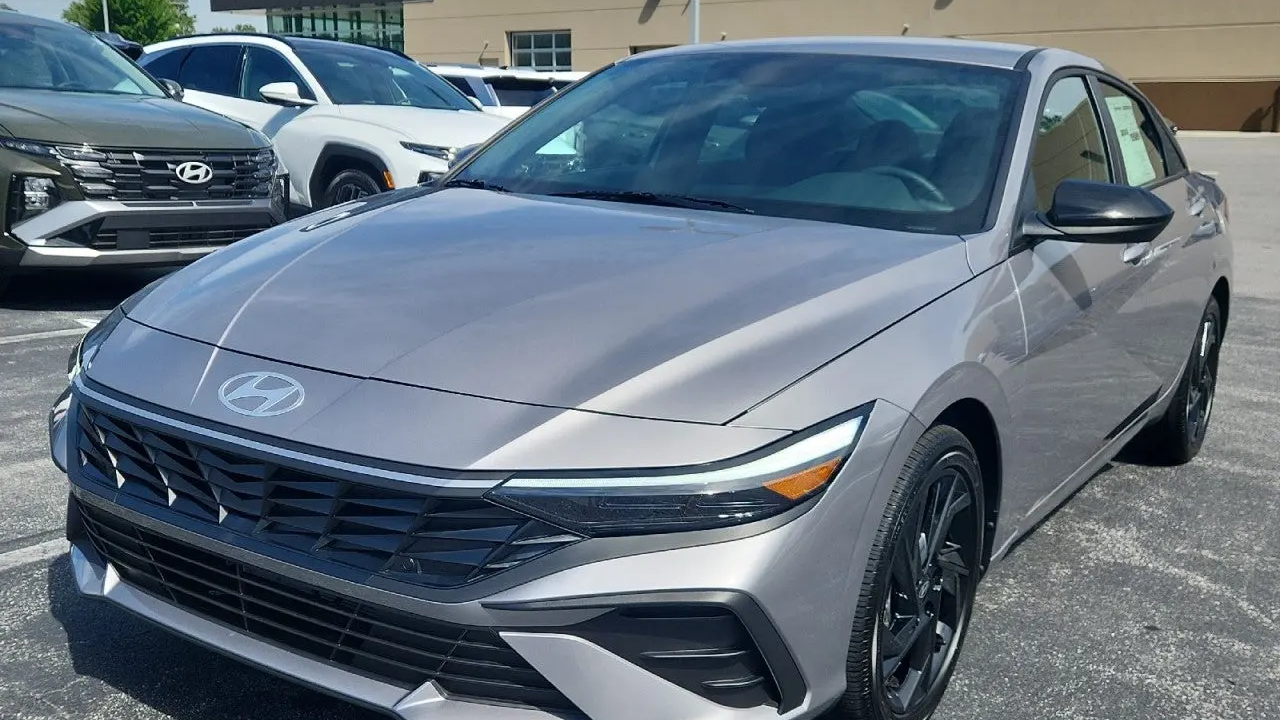 2026 Hyundai ELANTRA Hybrid SEL Sport