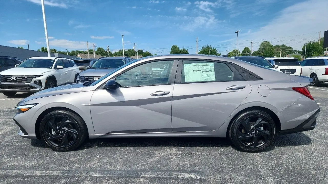2026 Hyundai ELANTRA Hybrid SEL Sport