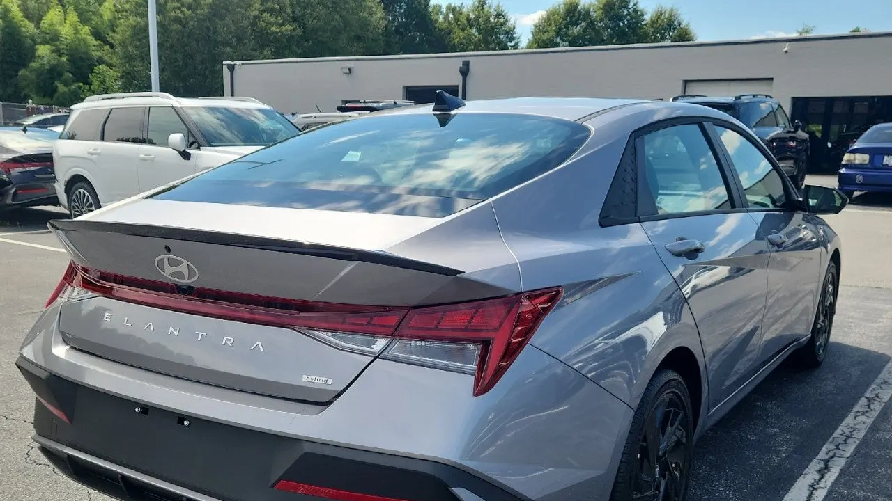 2026 Hyundai ELANTRA Hybrid SEL Sport