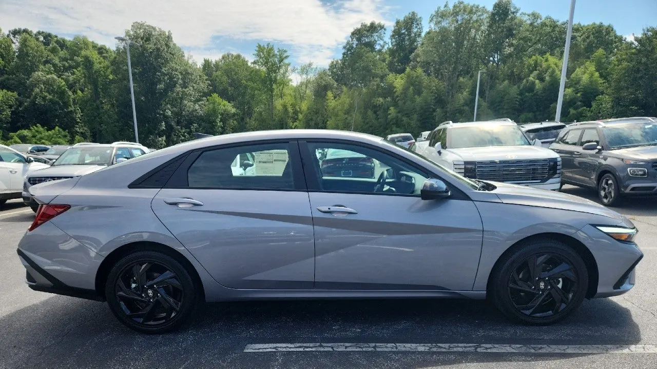 2026 Hyundai ELANTRA Hybrid SEL Sport