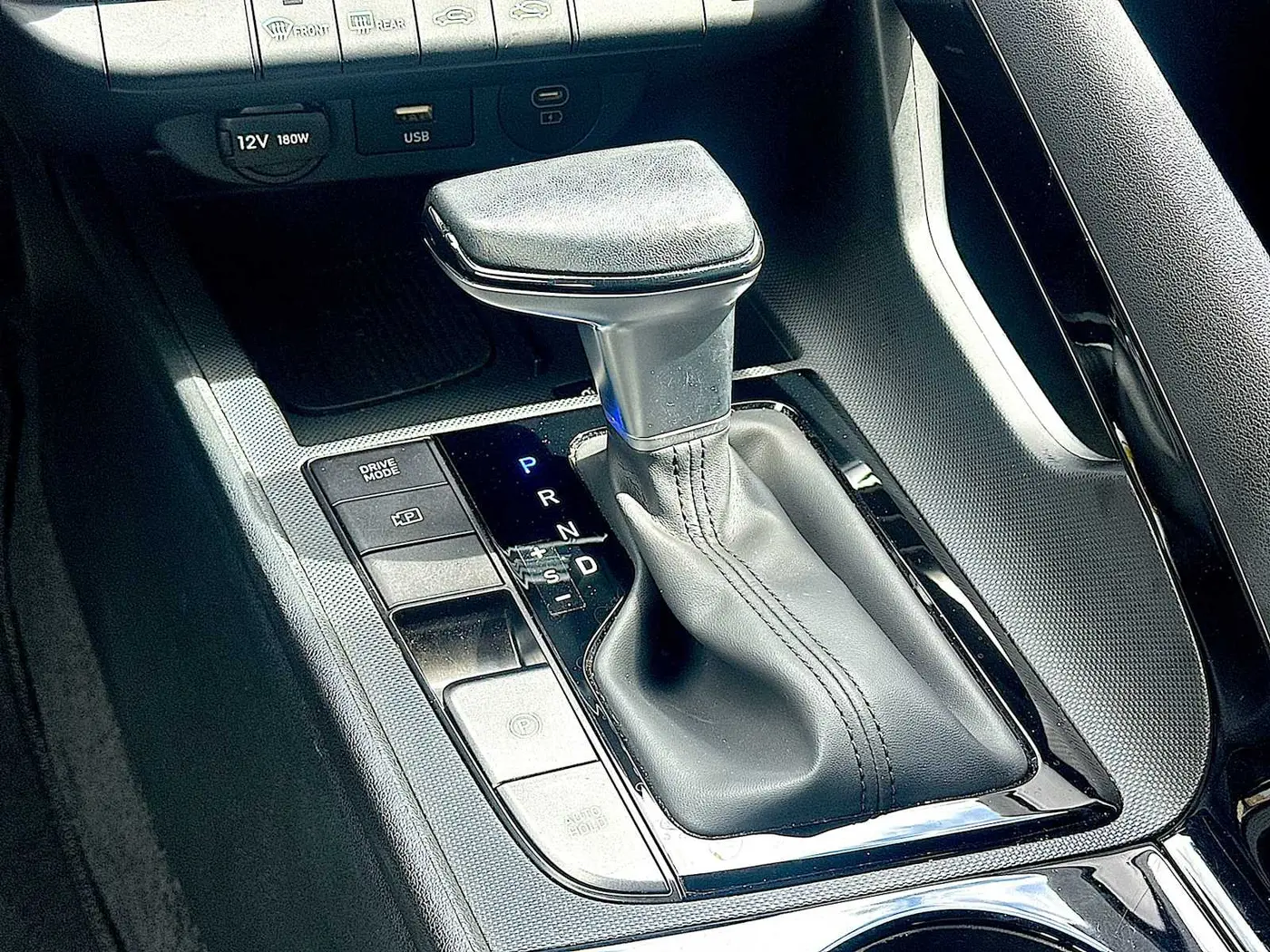 2025 Hyundai Elantra - $22,538