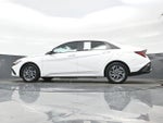 2025 ELANTRA Hybrid Thumbnail 30