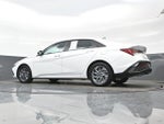 2025 ELANTRA Hybrid Thumbnail 31