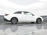 2025 ELANTRA Hybrid Thumbnail 34