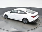 2025 ELANTRA Hybrid Thumbnail 38