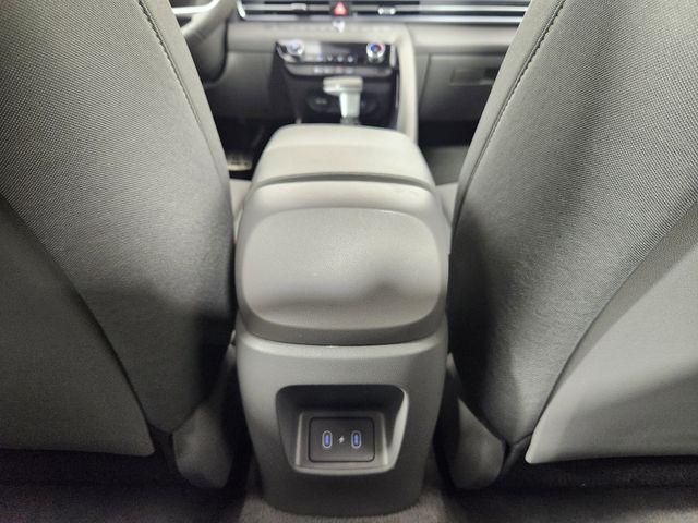 2025 Hyundai Elantra - $25,130