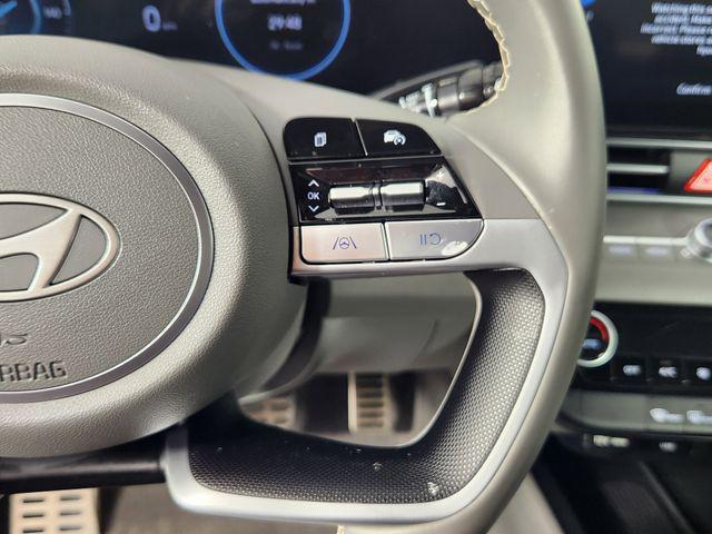 2025 Hyundai Elantra - $25,130