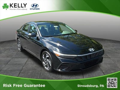 2025 Hyundai Elantra Hybrid SEL Sport 4DR Sedan