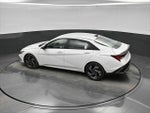 2025 ELANTRA Hybrid Thumbnail 27