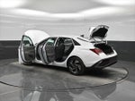 2025 ELANTRA Hybrid Thumbnail 42