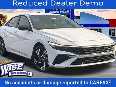 2025 Hyundai Elantra Hybrid SEL Sport 4DR Sedan