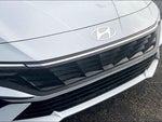 2025 ELANTRA Hybrid Thumbnail 34