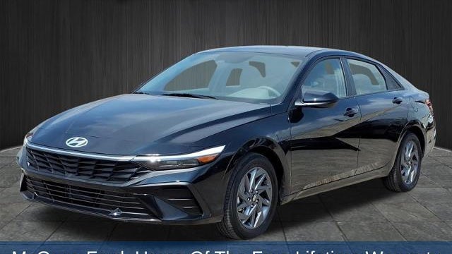 Preowned 2025 Hyundai ELANTRA Hybrid Blue for Sale