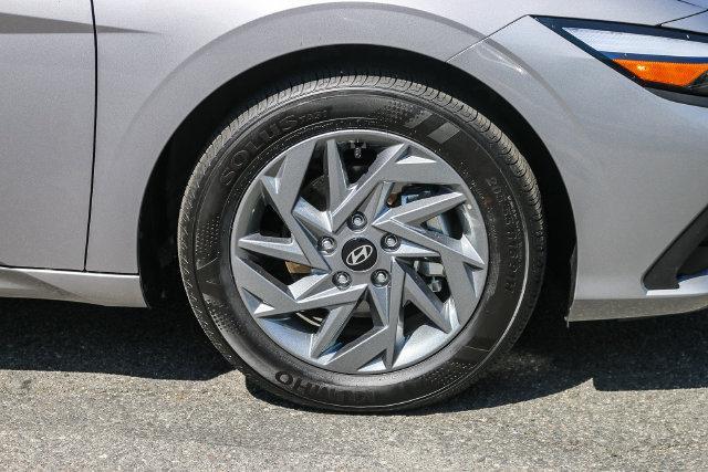 2026 Hyundai Elantra - $24,000
