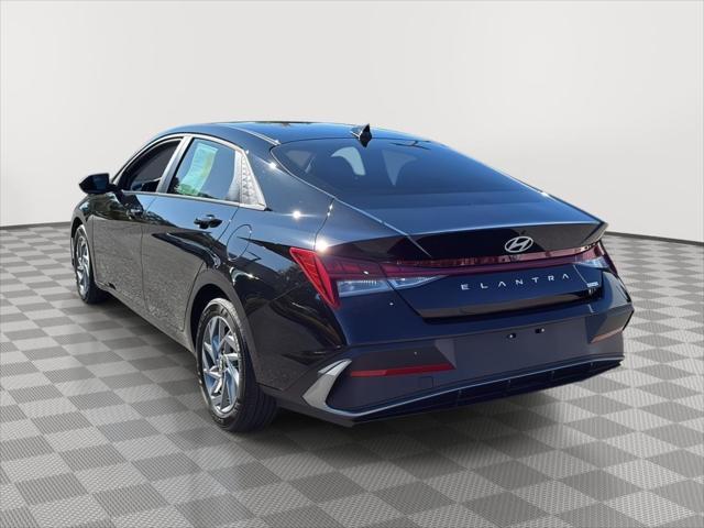 2026 Hyundai Elantra - $23,998