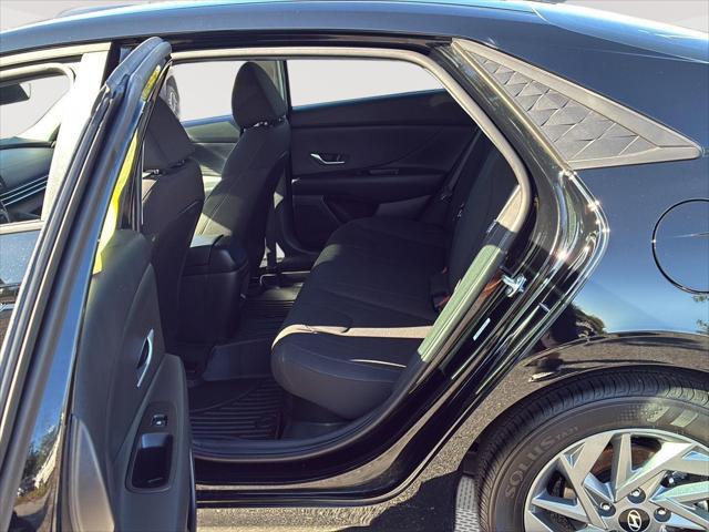 2026 Hyundai Elantra - $23,998