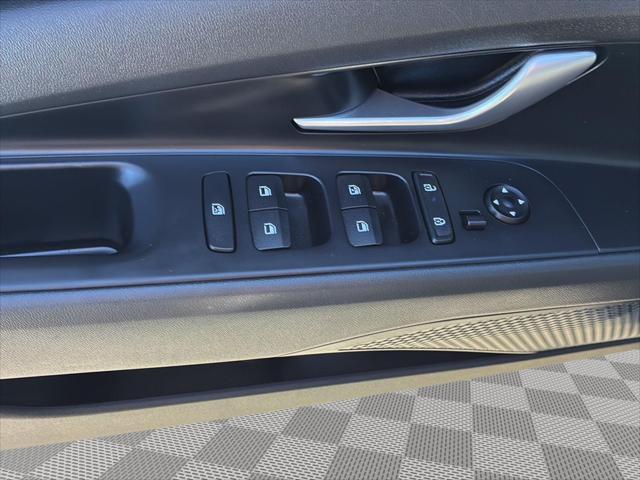 2026 Hyundai Elantra - $23,998