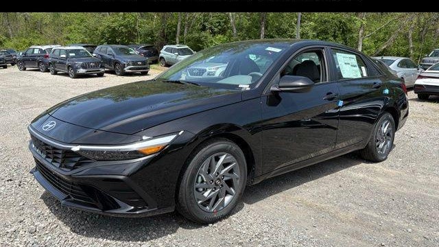 Preowned 2026 Hyundai ELANTRA Hybrid Blue for Sale